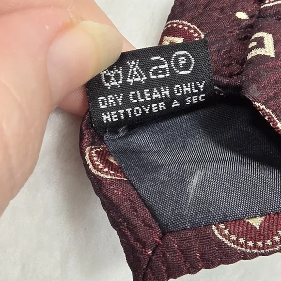 Canali Tie 100% Silk Maroon Geometric Print 4in Mens Handmade In Italy - Picture 6 of 7